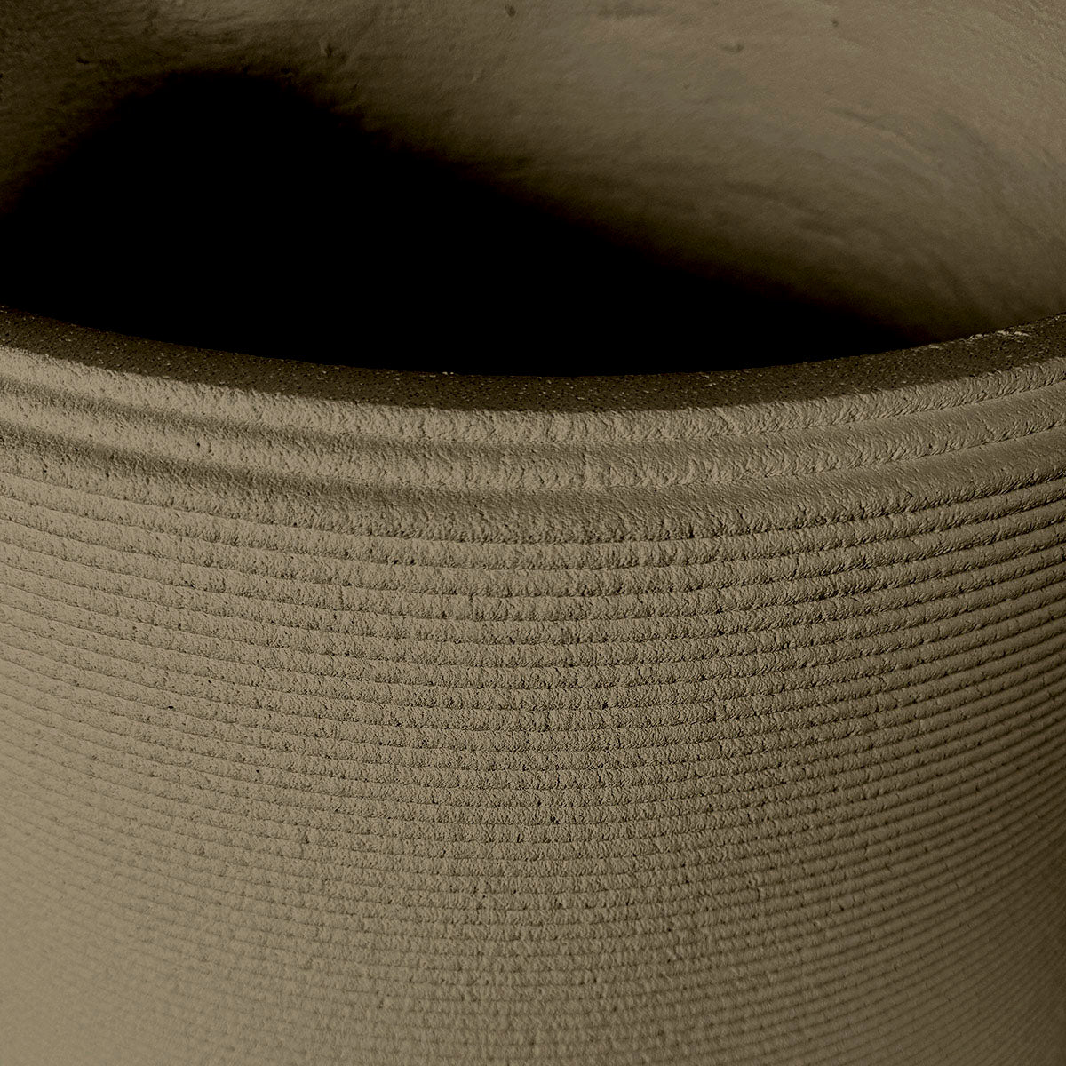 Pacifica Medium Concrete Planter