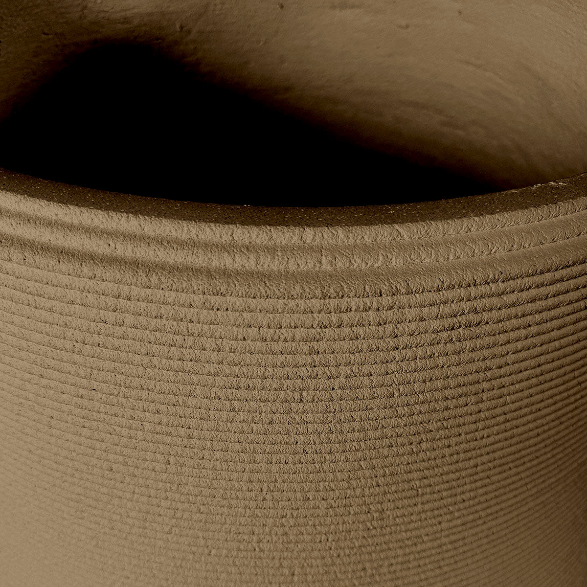 Pacifica Medium Concrete Planter